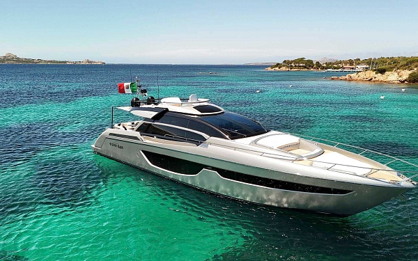 Аренда мега яхты Riva Perseo 76 на Сардинии, Италия